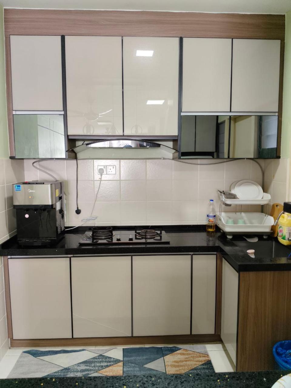 Nena Homestay Setia Alam, Air Conditioned, High Speed Internet Шах-Алам Екстер'єр фото
