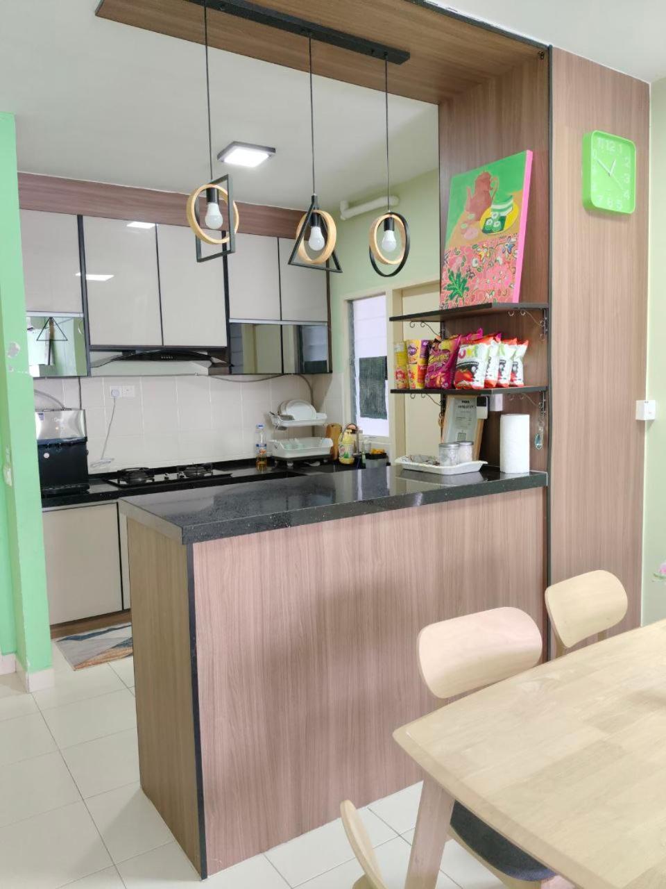 Nena Homestay Setia Alam, Air Conditioned, High Speed Internet Шах-Алам Екстер'єр фото