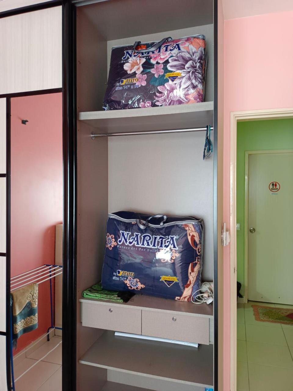 Nena Homestay Setia Alam, Air Conditioned, High Speed Internet Шах-Алам Екстер'єр фото